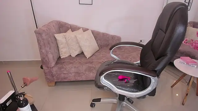amara_foxx