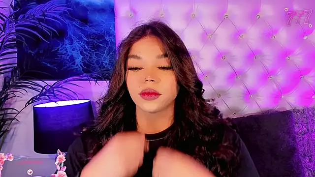 Keira_Fox31 webcam