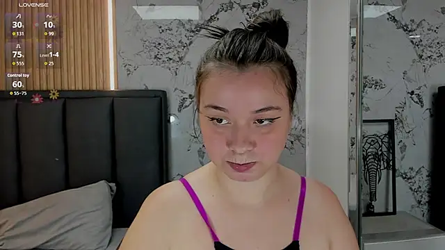 Maya_johnson2 webcam