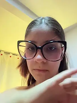 ZaraCarterX webcam