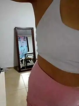 bella-diaz webcam
