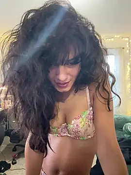 Kittybangerangbang webcam