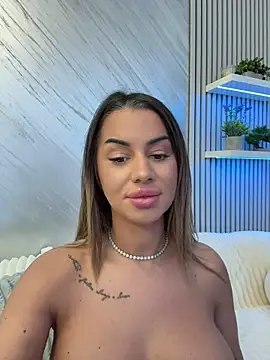 KirstieVegas