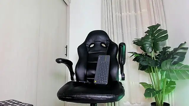 Biscuit_oliva webcam