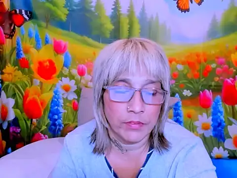 indianroxy webcam