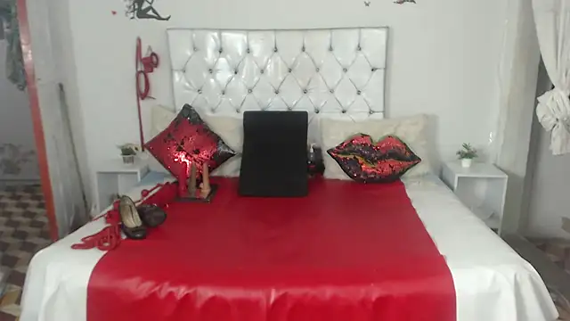 Sweetbigcatt webcam