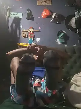 hairy_mannn webcam