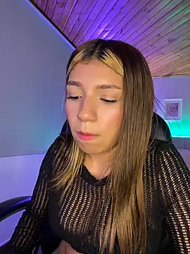 Isabella18_pink webcam