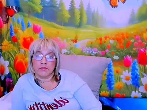 indianroxy webcam