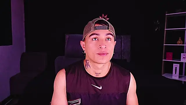 LiamDeep webcam