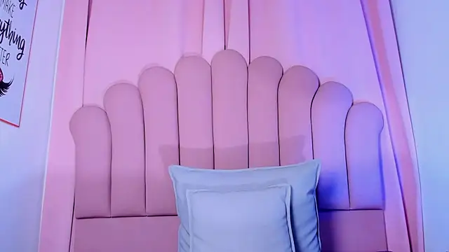 NicoleMadrird webcam