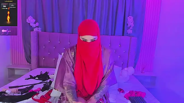 Nayla-Mouna webcam