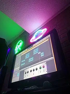 chronic_vibez webcam