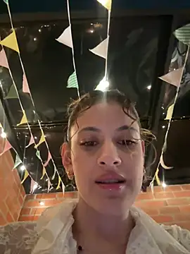 alana15 webcam
