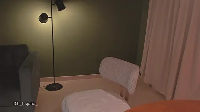 Lovinggirl_ webcam
