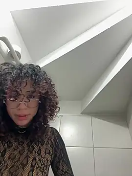 Woo_isDaphne webcam