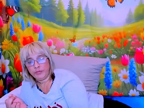 indianroxy webcam