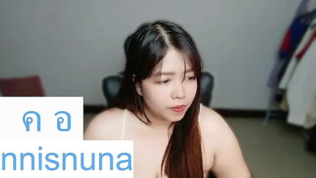 nunanunanuna webcam