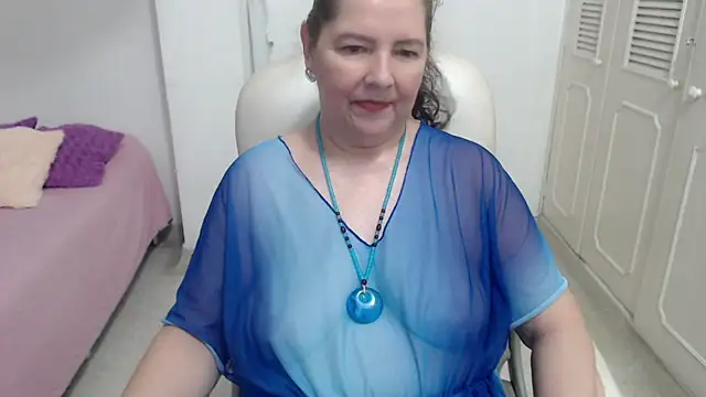 leonela_69 webcam