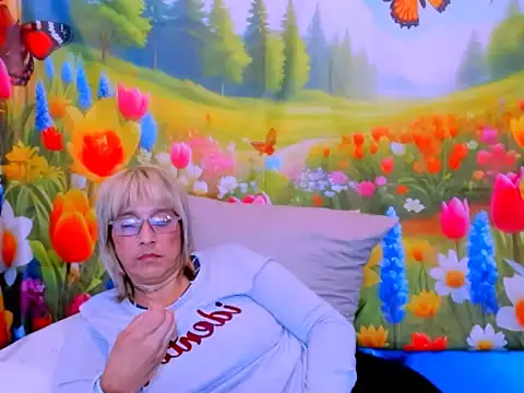 indianroxy webcam