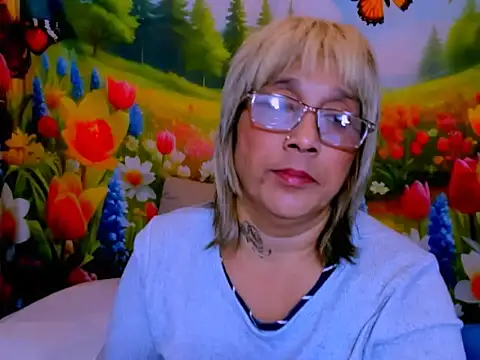 indianroxy webcam