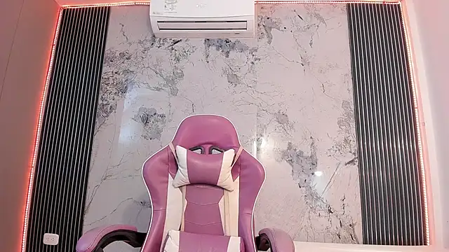 Mia_Duarte1