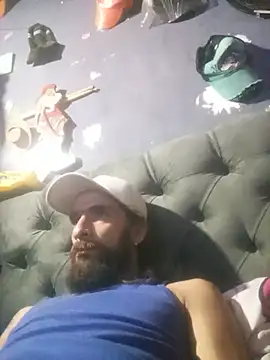 hairy_mannn webcam