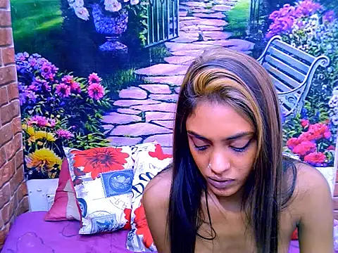 IndianPretty14u2Luv webcam