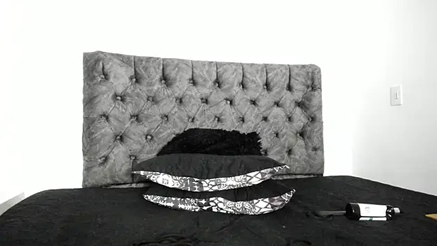 sweet__wild webcam