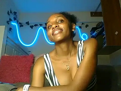 Velvet_peach webcam