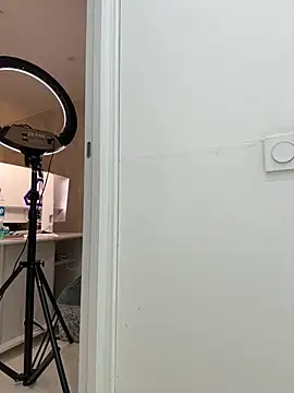 LillyNatty18 webcam