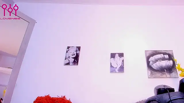 La_Perversa69 Live Web Cam Show