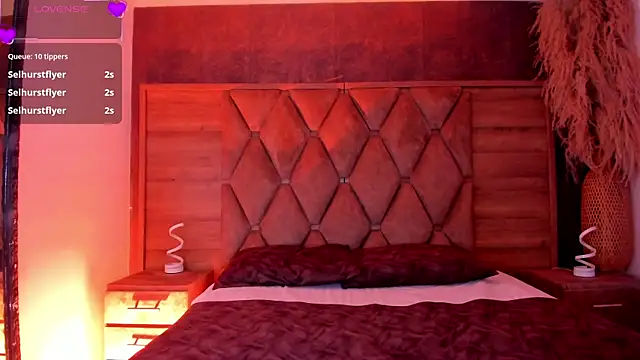 HottieVeroo_ live cam on StripChat