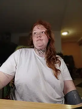 CURVYSAKURA webcam