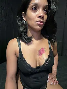 Rakiyahcharms