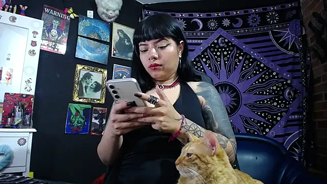 Yourmadame_P