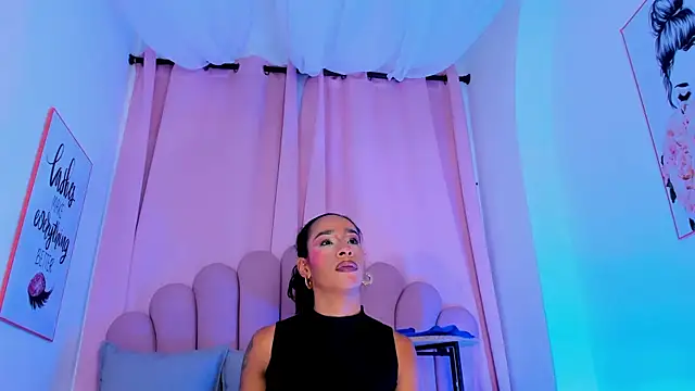 NicoleMadrird webcam