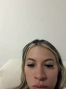Mia_Rosee1 webcam