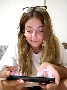 Werderwerememm live sex cam