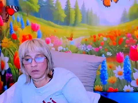 indianroxy webcam