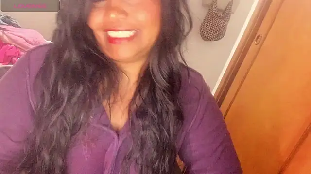 ebonycamelia - Ebonycamelia's free webcam - UK Sex Cams