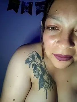 curvymilen - CurvyMilen's free webcam - UK Sex Cams