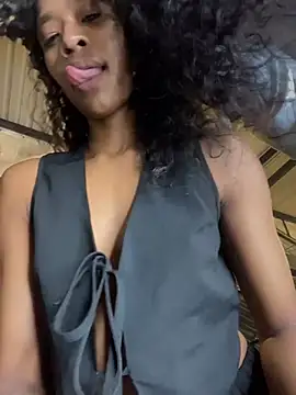 SweetCheeksXXX webcam