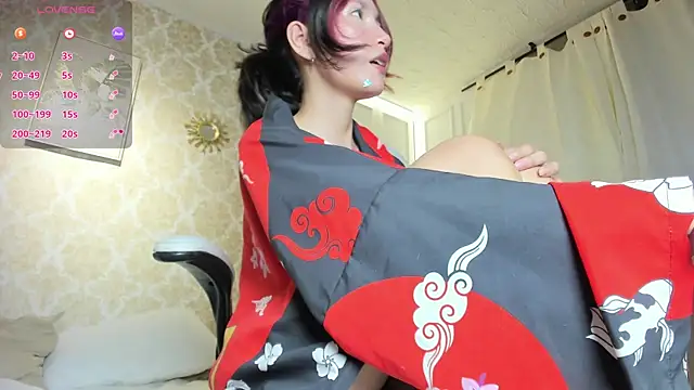 LilyThea webcam