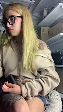 PrettyAshley_ webcam