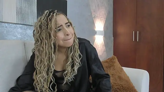 Lucia_jane webcam