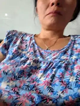 Baby-loveass69 webcam