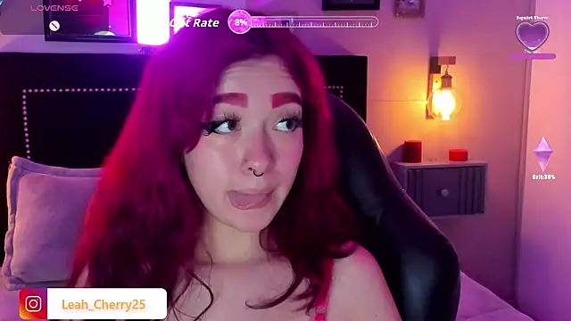 Leah_cherry webcam