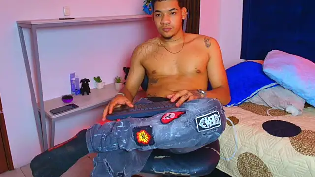 bick_jhonn webcam