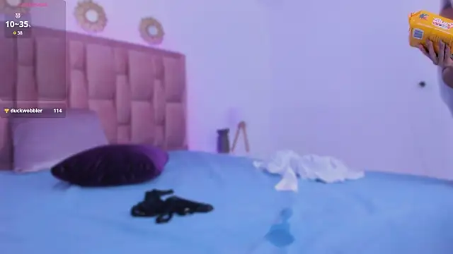 aisha_k webcam